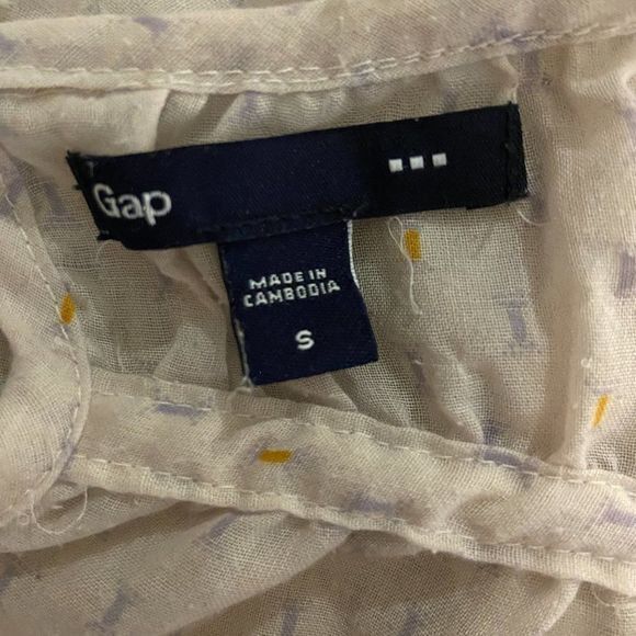 🌿4/$35 🌿GAP Soft Purple‎ Sheer Crew Neck - Picture 4 of 6